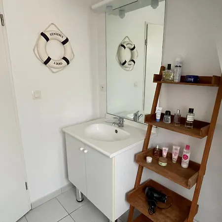 Maison Calme Et Cosy A Port-en-bessin Pres Du Golf Et De La 贝桑于潘港