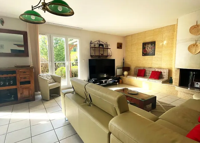 Maison Calme Et Cosy A Port-en-bessin Pres Du Golf Et De La *