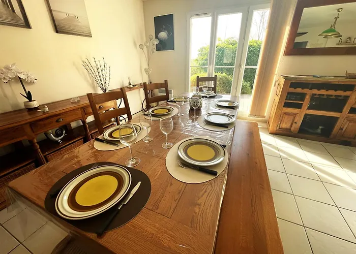 Maison Calme Et Cosy A Port-en-bessin Pres Du Golf Et De La Port-en-Bessin-Huppain